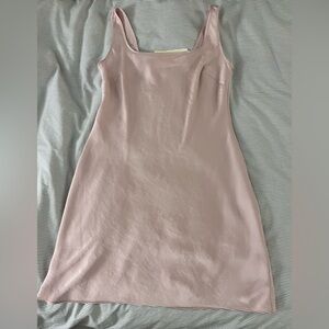 NWTs Aritzia Wilfred Dress